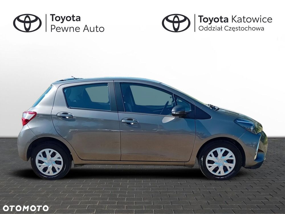 Toyota Yaris - 17