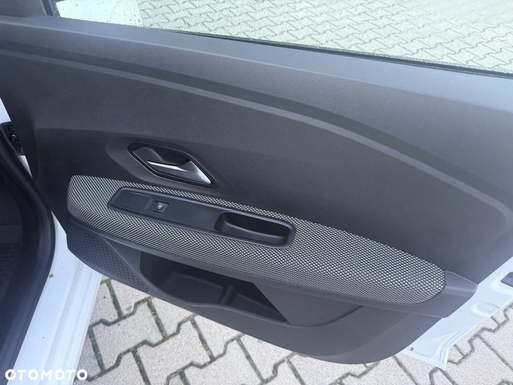 Dacia Sandero 1.0 TCe Laureate S&S - 3