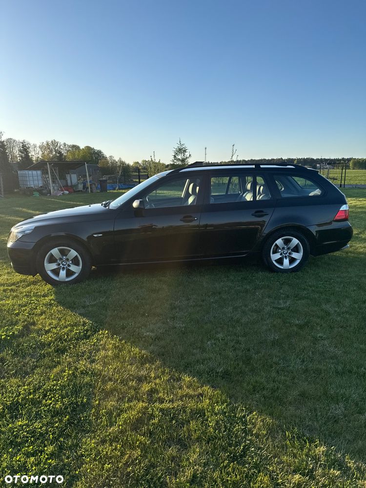BMW Seria 5 520d - 13