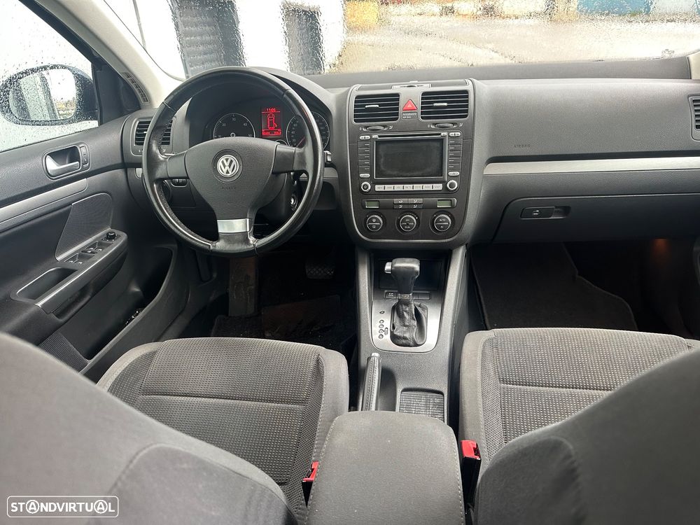 VW Golf Variant 2.0 TDi Confortline DSG - 12