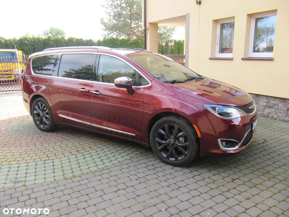 Chrysler Pacifica 2020 photo 3