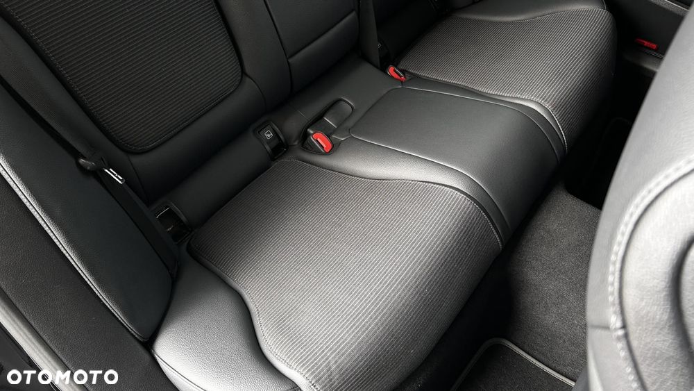 Mercedes-Benz Klasa C - 28