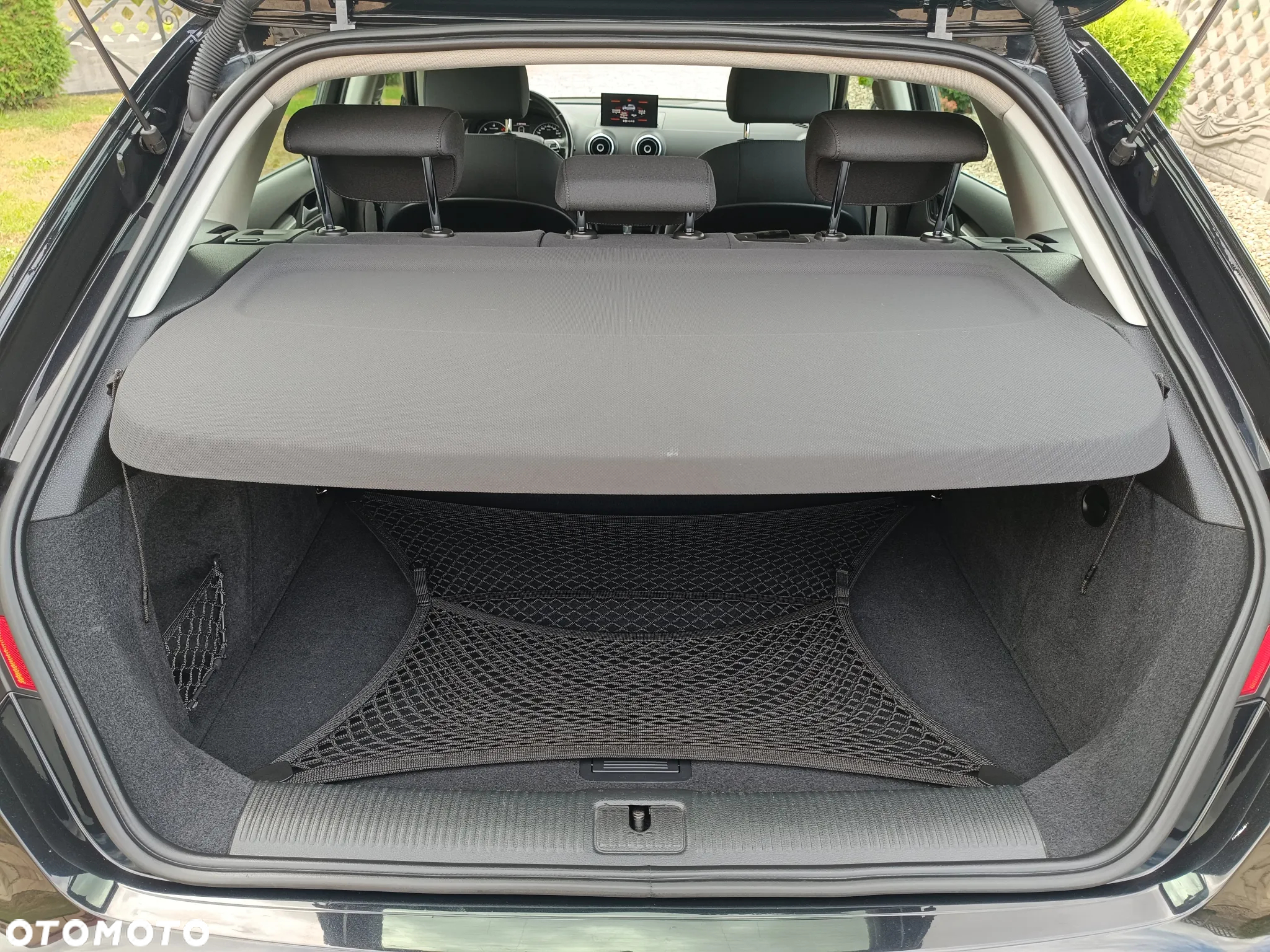 Audi A3 1.6 TDI S line Sportpaket - 11