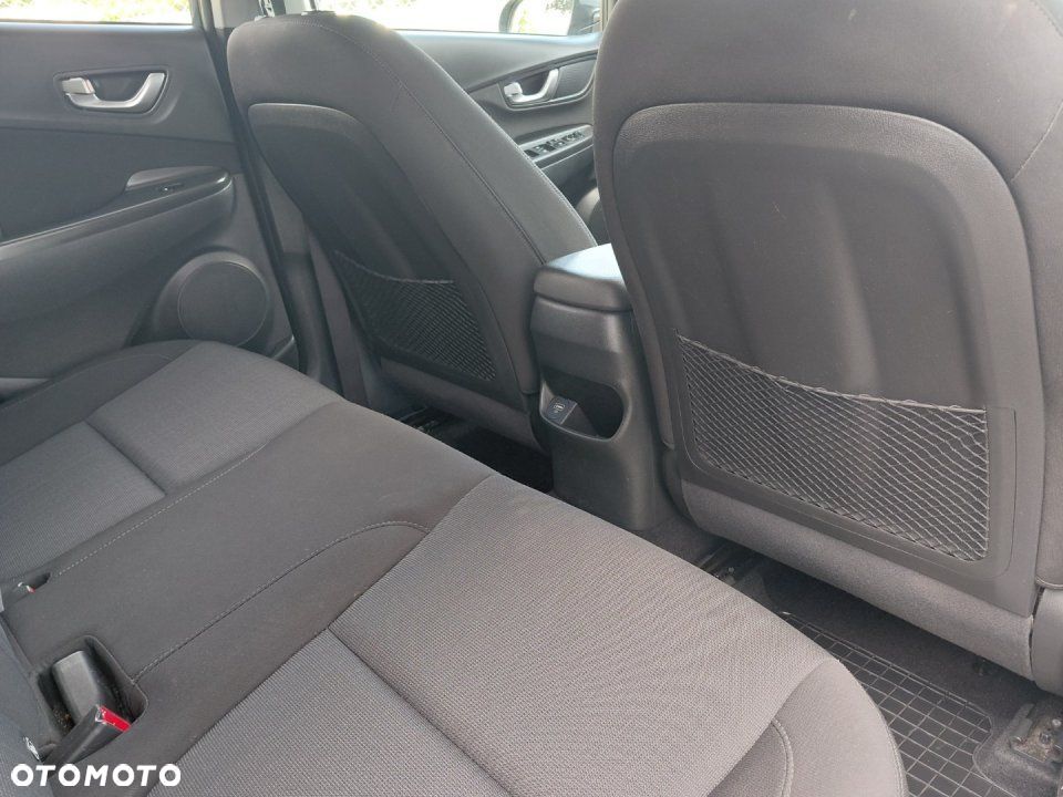 Hyundai Kona - 31