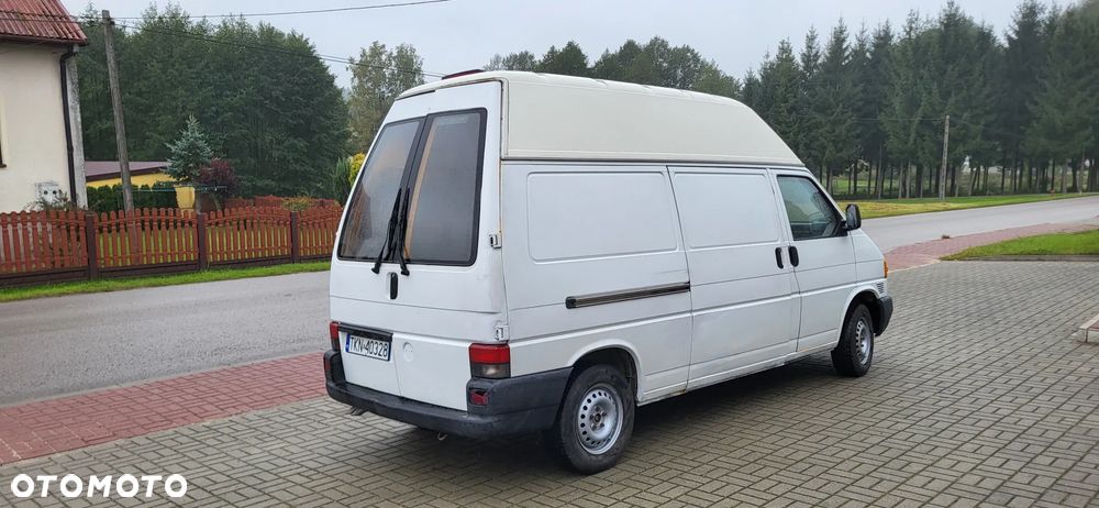 Volkswagen Transporter - 4