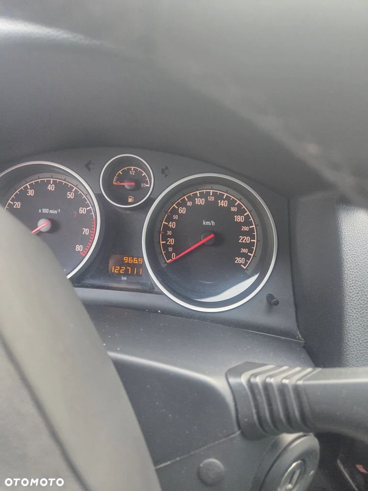 Opel Astra - 3