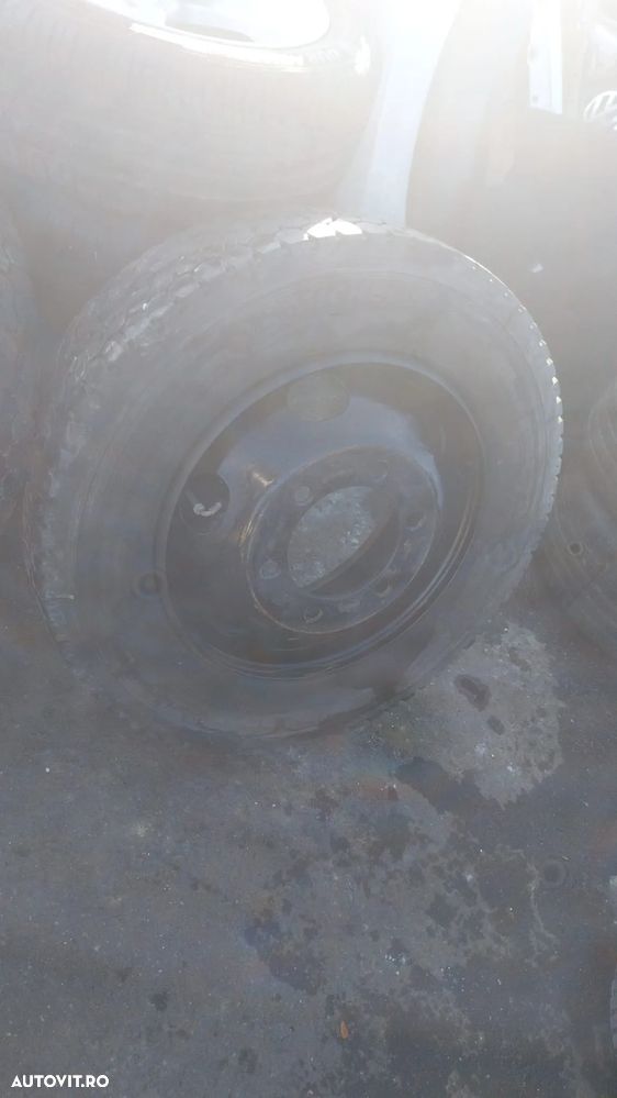 VAND SET DE JANTE COMPLETE CU CAUCIUCURI 2 DIRECTIE+4 TRAGATOR PENTRU MERCEDES ATEGO 2012, 205/75 R17.5 - 9