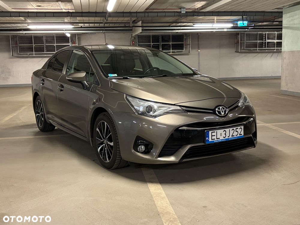 Toyota Avensis 2.0 D-4D Premium - 7