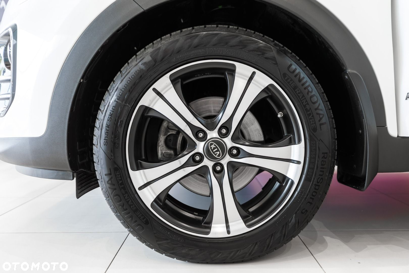 Kia Sportage - 16