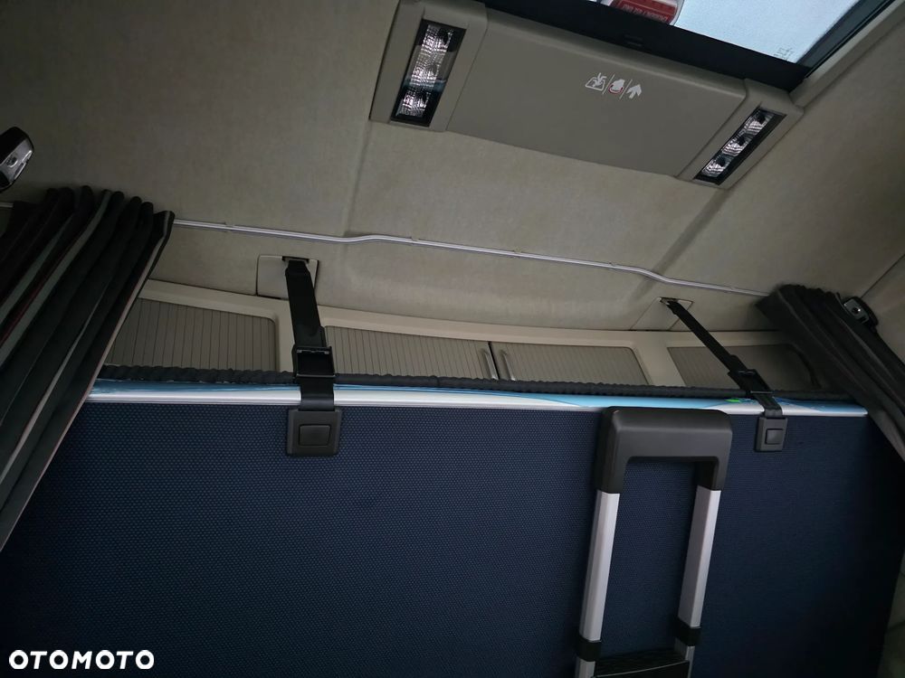Volvo FH500/EURO6/ADR/FULL LED/ZŁOTY KONTAKT/SPROWADZONE Z NIEMIEC - 36