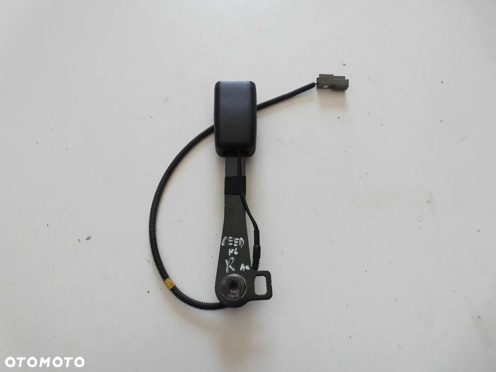 ZAPINKA PASA KIA CEED I LIFT PRAWA PRZEDNIA PASAŻERA - 2