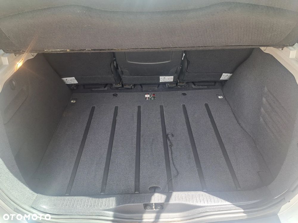 Renault Scenic dCi 110 Xmod Paris - 15