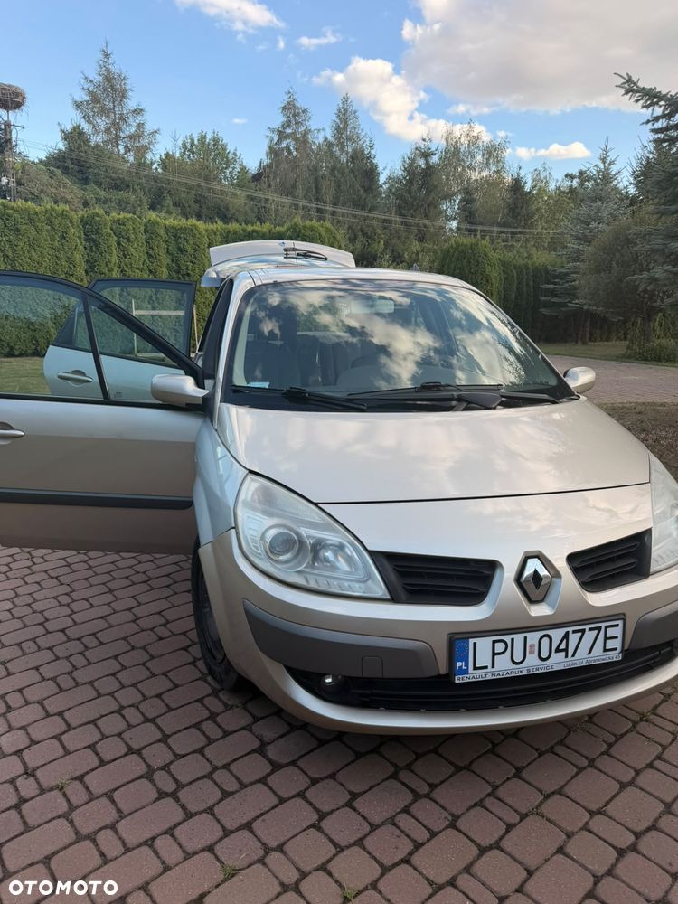 Renault Scenic 1.6 16V Expression - 12