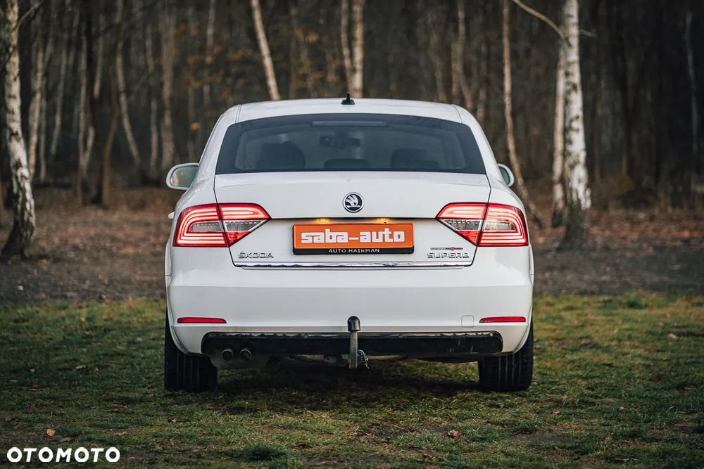 Skoda Superb 1.6 TDI Exclusive - 6