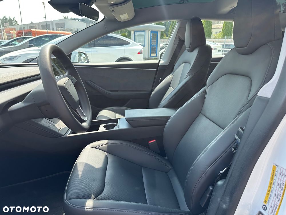 Tesla Model 3 - 19