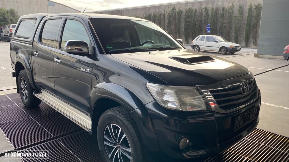 Toyota Hilux 3.0 D-4D 4WD CD Tracker CA PM - 2