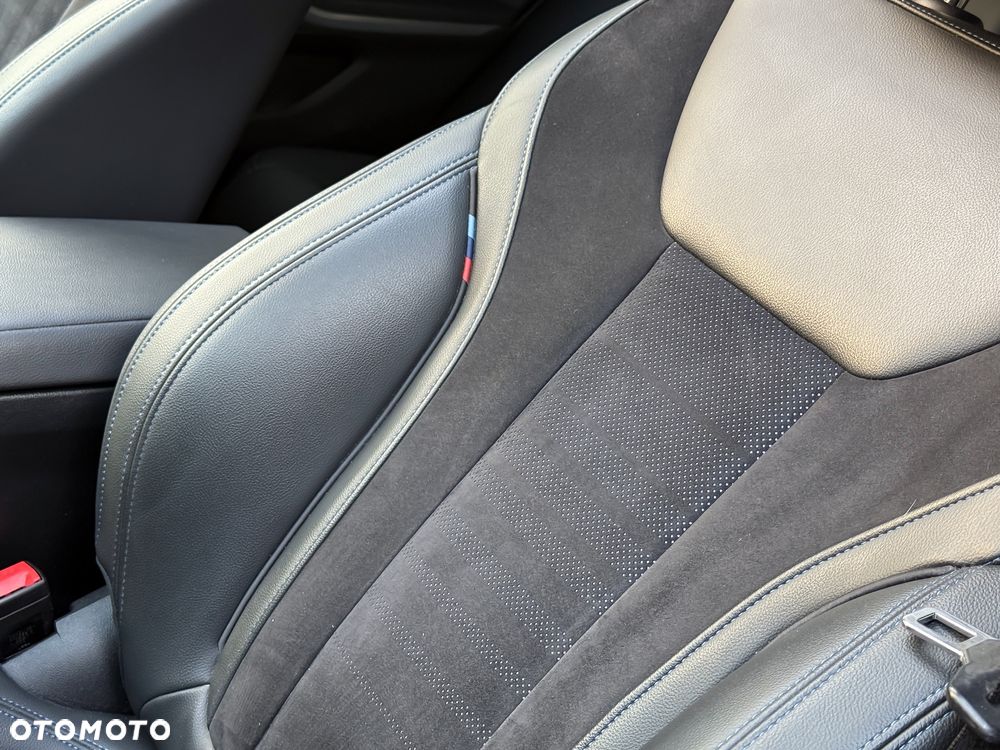 BMW Seria 3 320d xDrive M Sport - 28