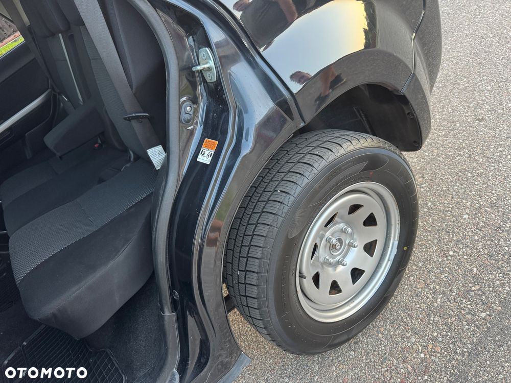 Suzuki Grand Vitara 2.0 Comfort Family - 19