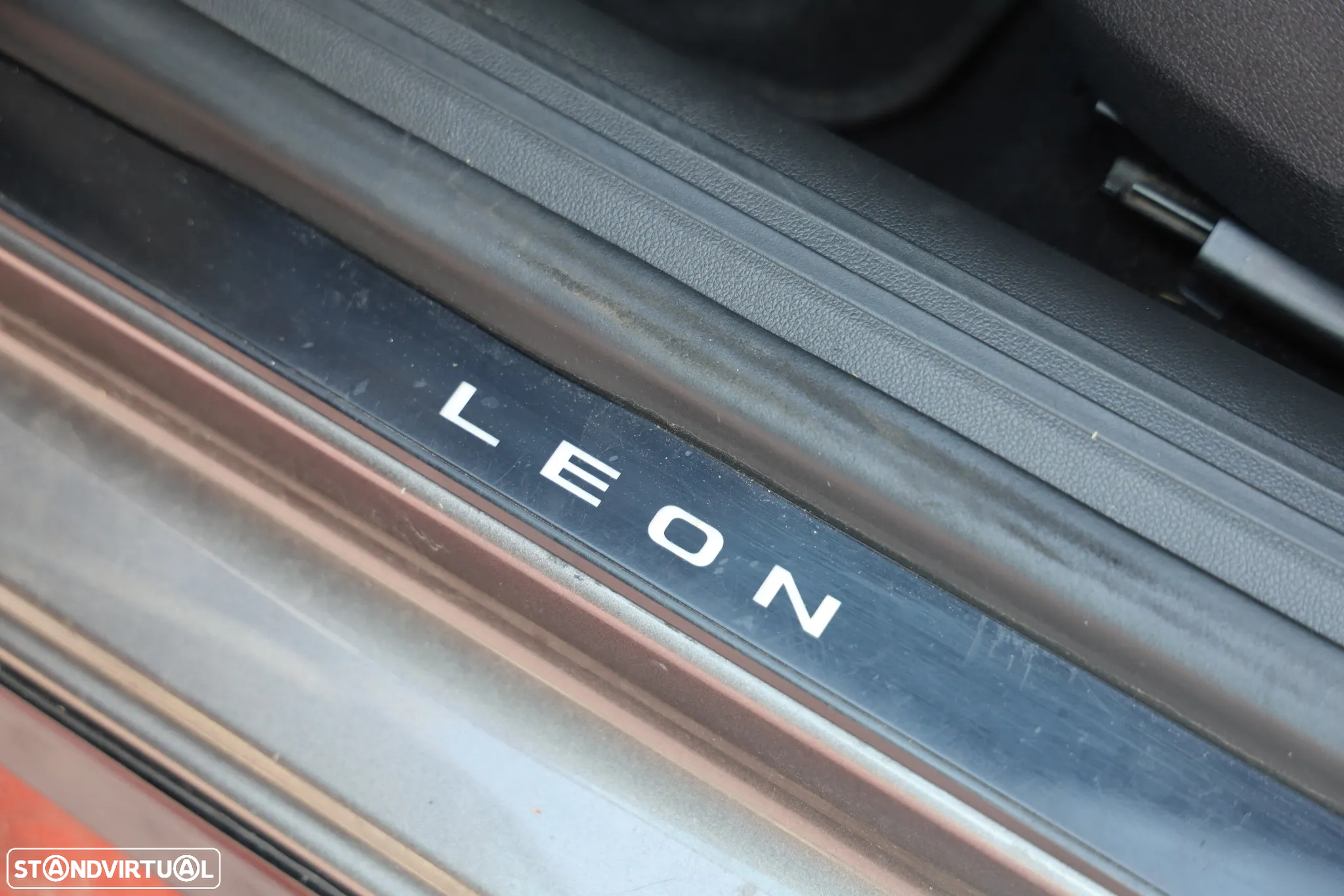 SEAT Leon 1.6 TDI S&S Style - 17