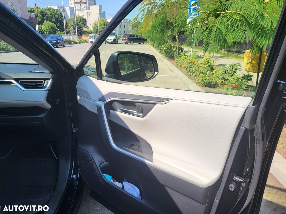 Toyota RAV4 2.5 VVT-iE 4x4 Luxury Premium - 8