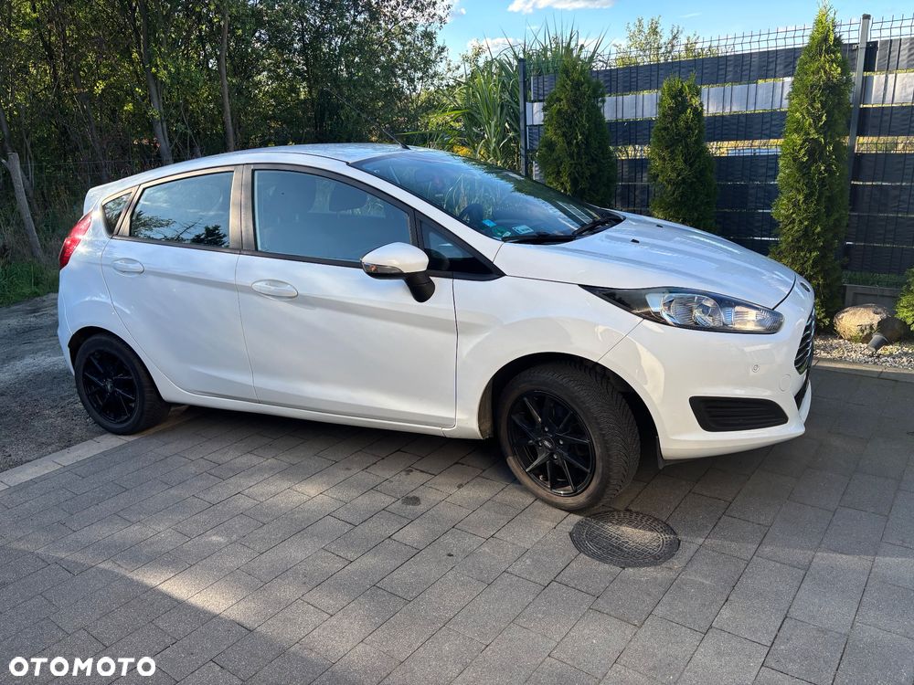 Ford Fiesta - 9