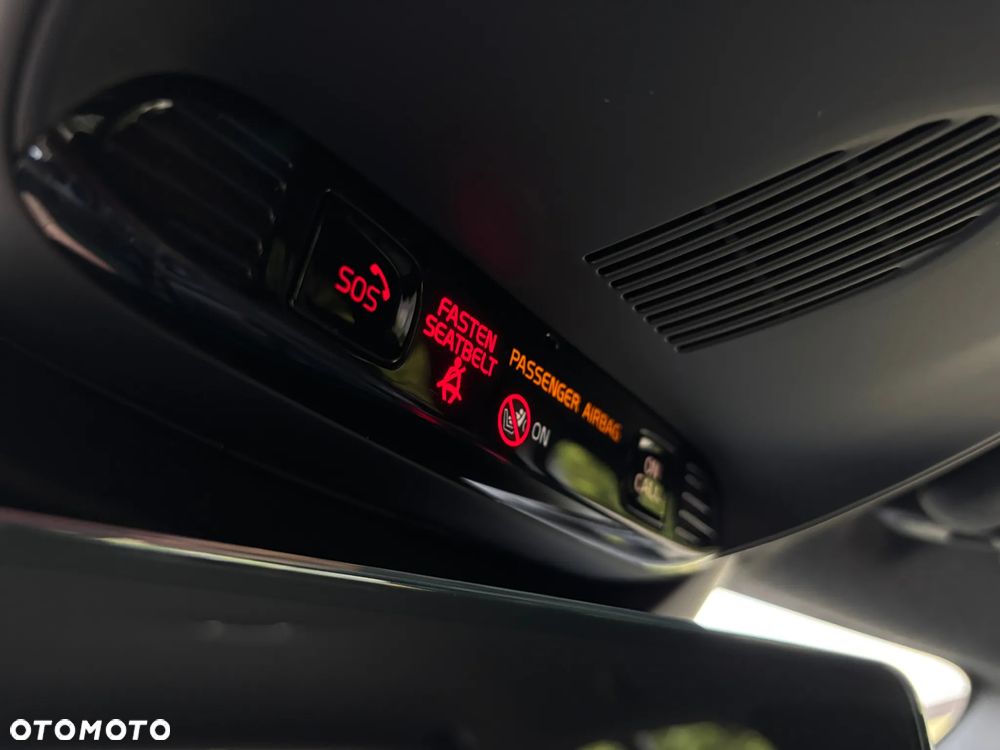 Volvo XC 40 D3 R-Design - 31