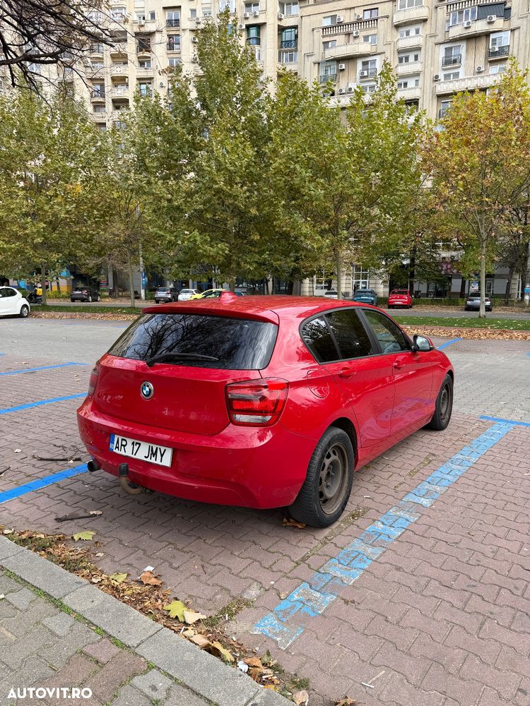 BMW Seria 1 116i - 4