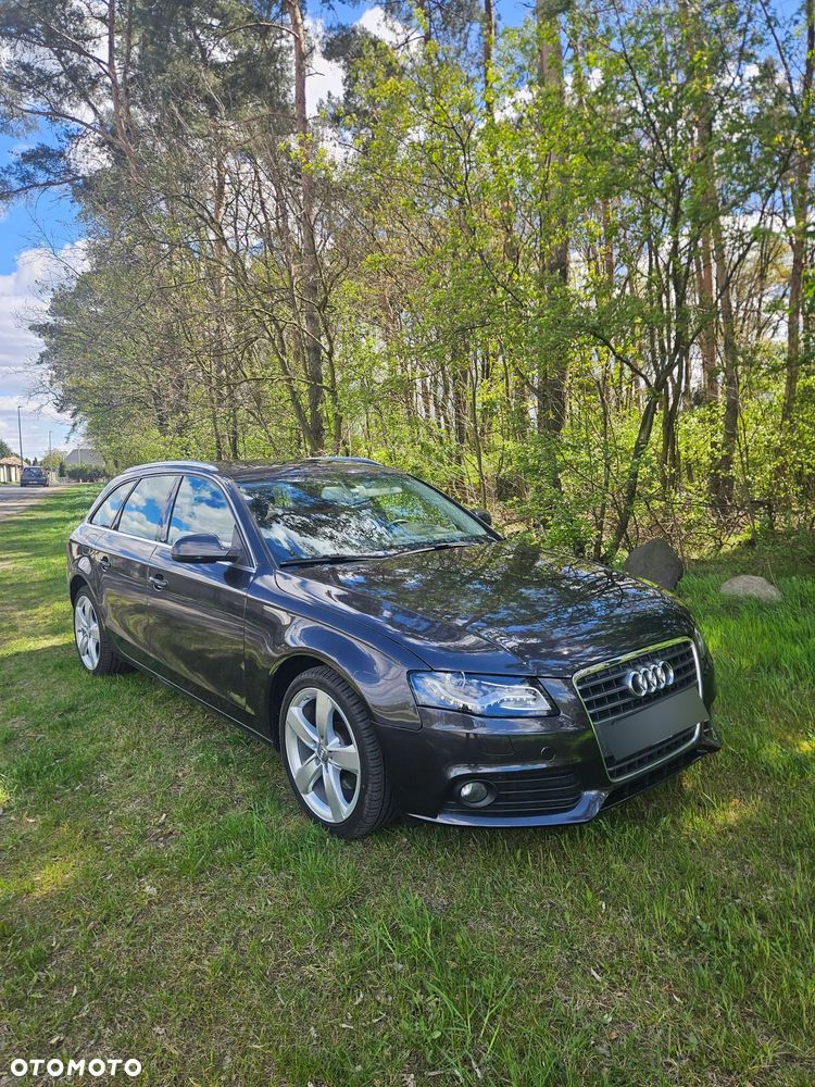 Audi A4 Avant 2.0 TDI ultra DPF Attraction - 3