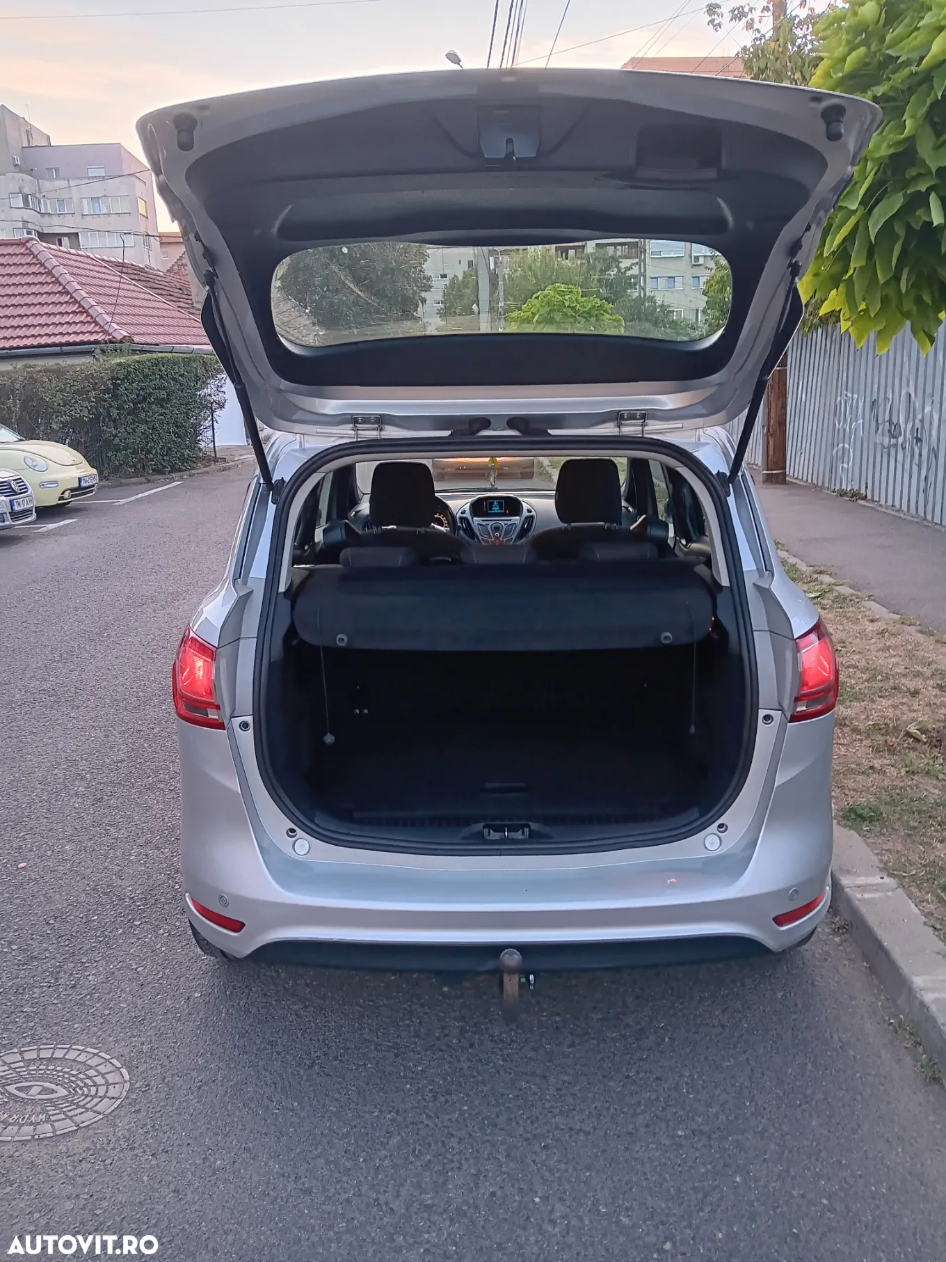 Ford B-Max 1.5 TDCi Ambiente - 24