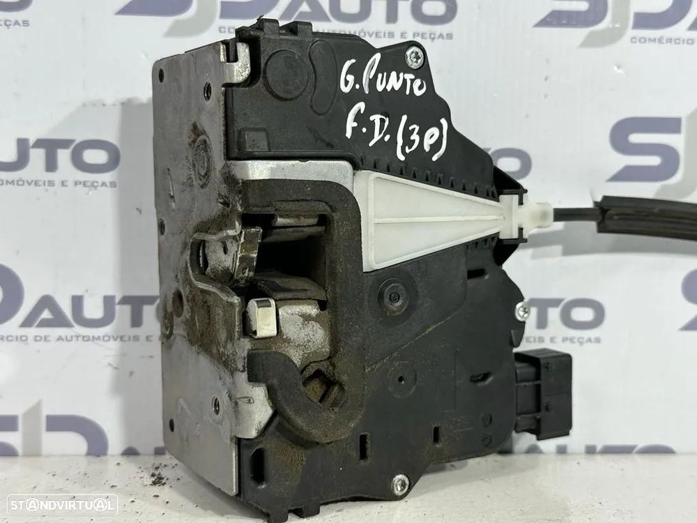 Fecho Frente Direito / Esquerdo - Fiat Grand Punto (3 portas) - 4