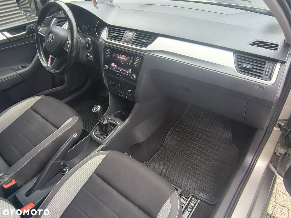 Skoda RAPID - 14