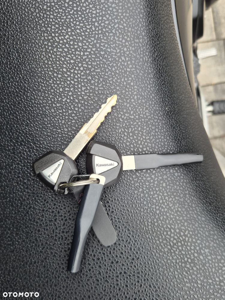Kawasaki Z 900 - 22