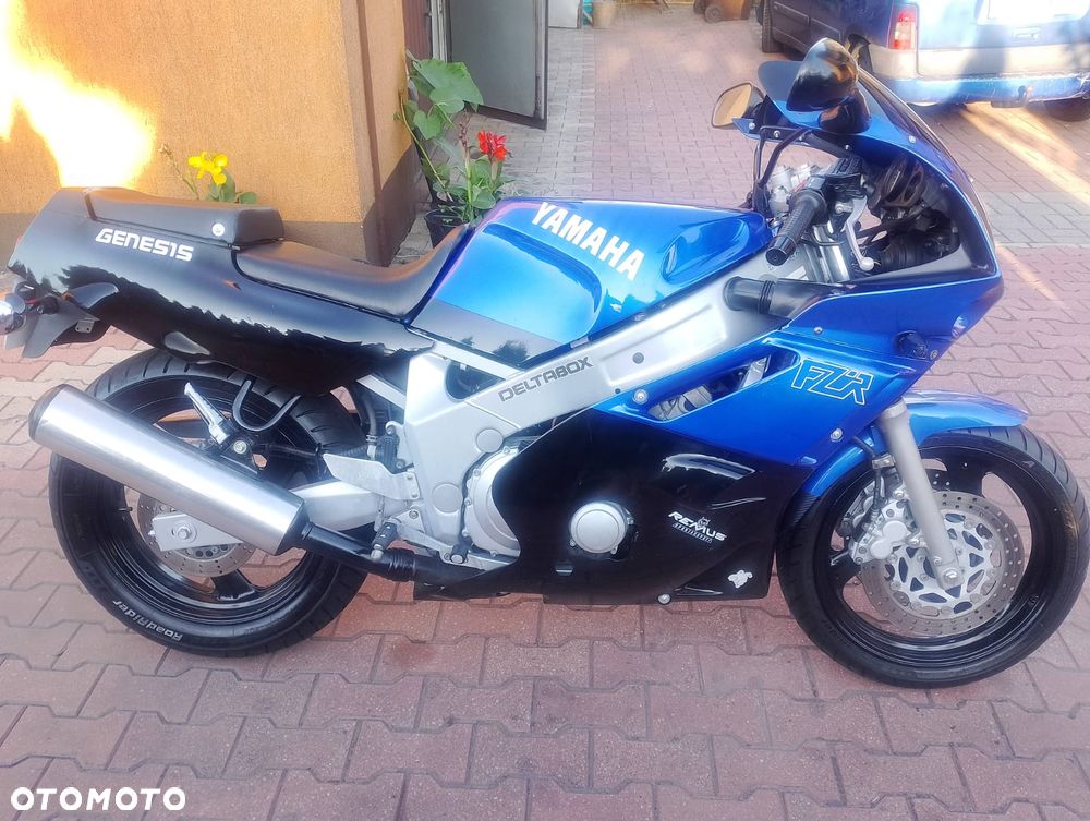 Yamaha GTS - 1