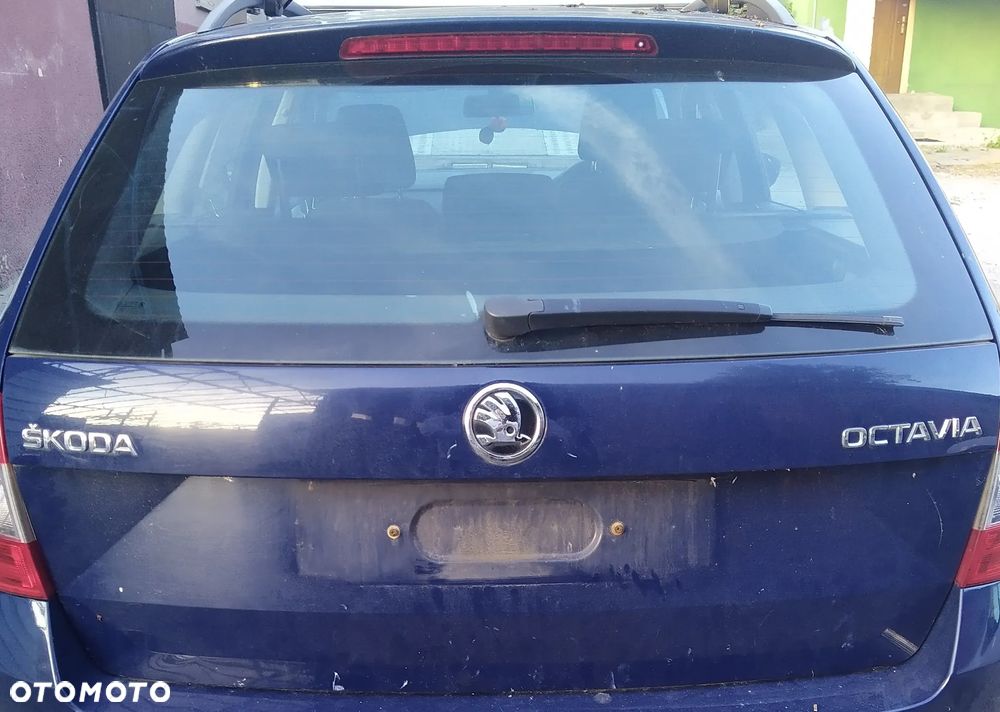 Tylna klapa skoda octavia 3 kombi  LF5A
