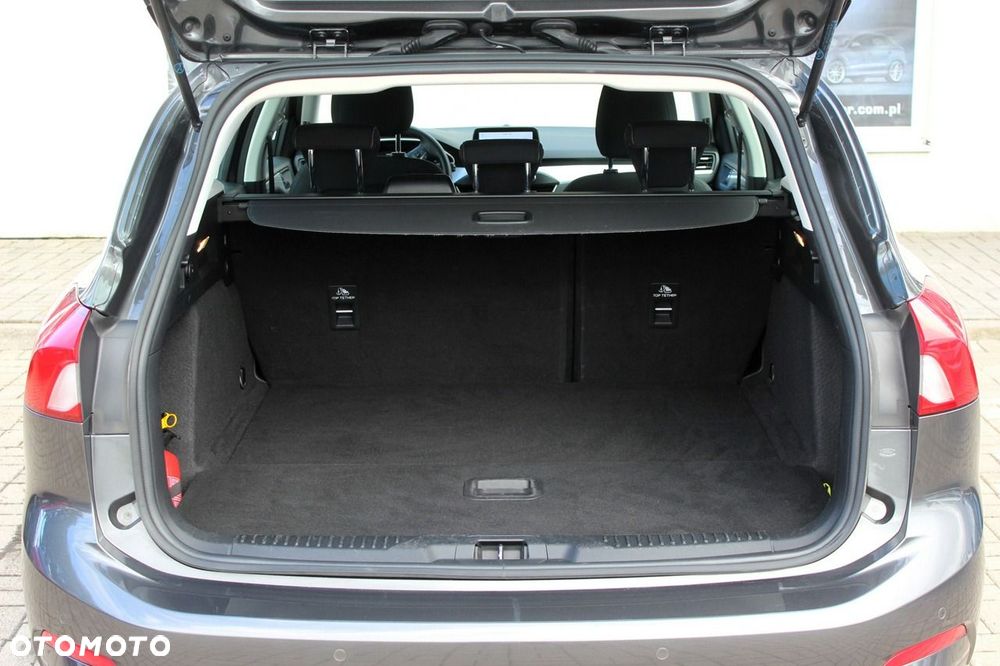 Ford Focus 1.0 EcoBoost Connected - 9