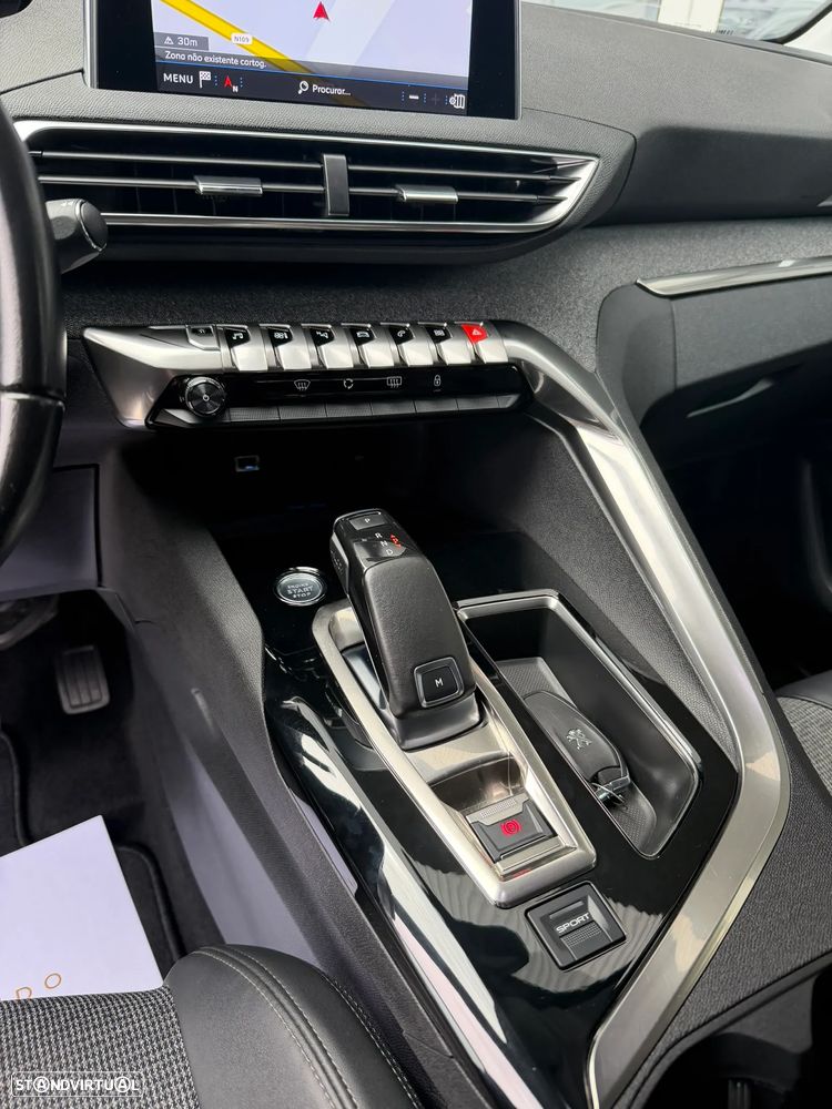 Peugeot 5008 1.5 BlueHDi Allure EAT8 - 19