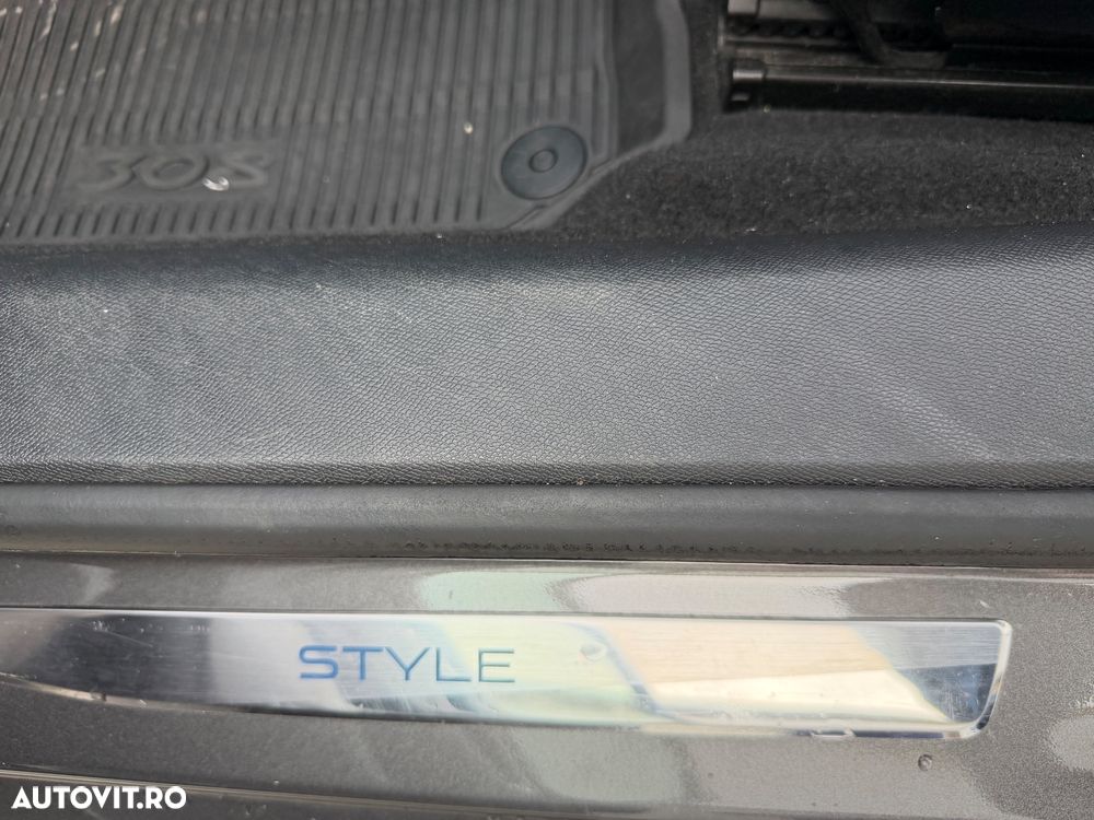 Peugeot 308 BlueHDi 130 Stop & Start Style - 8