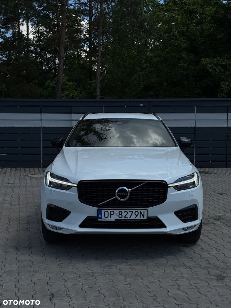 Volvo XC 60 B5 D AWD R-Design - 2