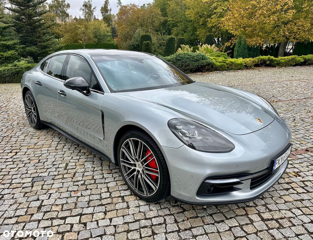 Porsche Panamera 4 - 16