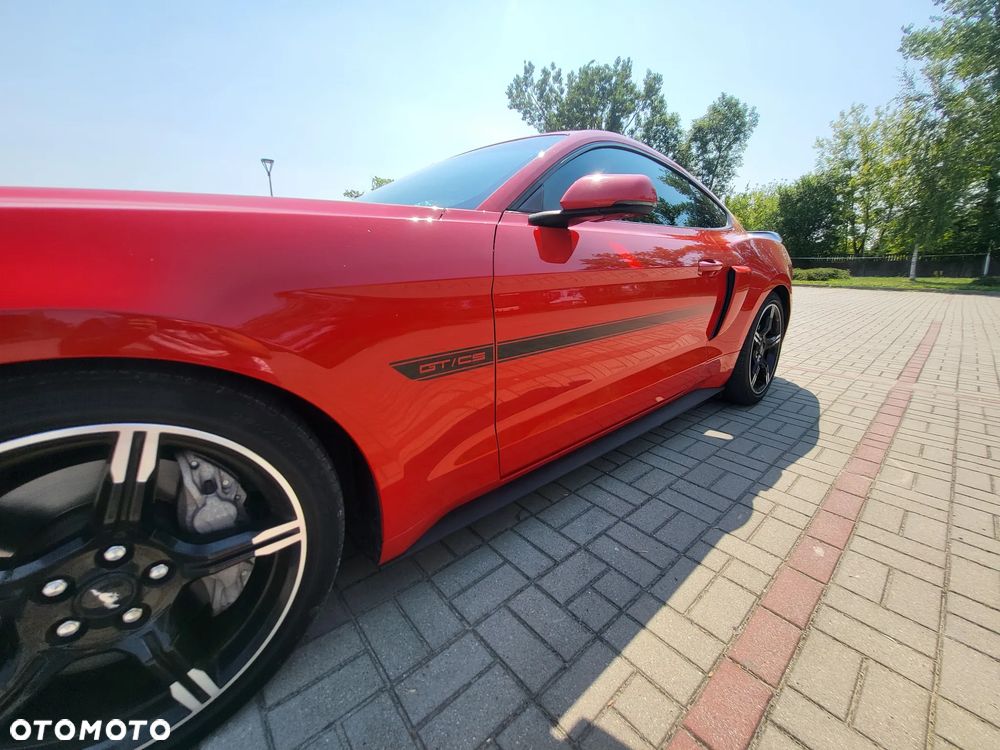 Ford Mustang 5.0 V8 GT - 10