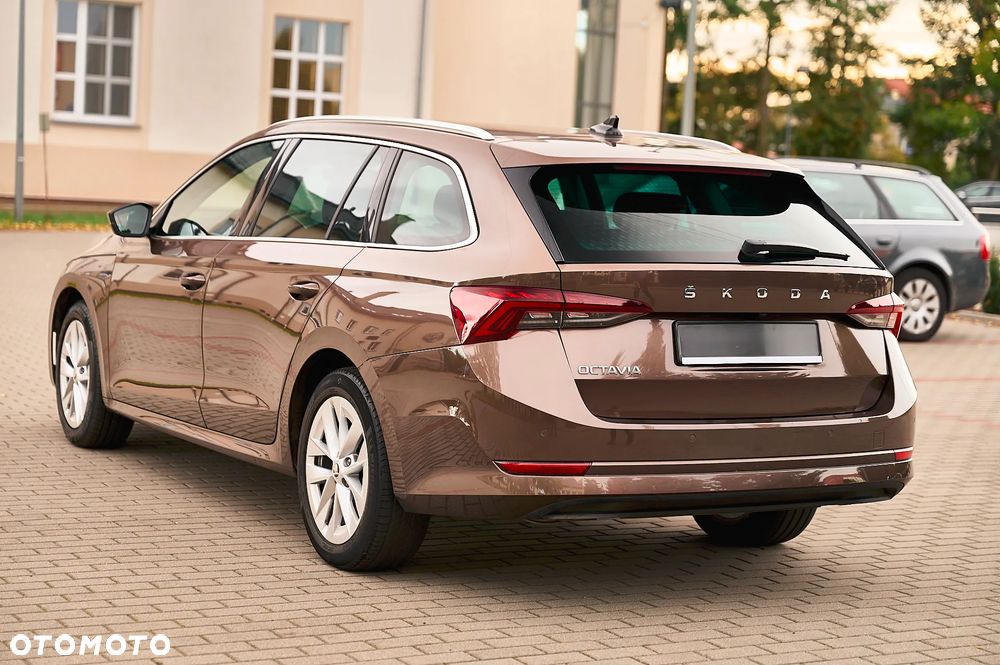 Skoda Octavia 2.0 TDI Edition - 9