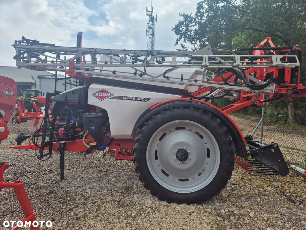 Kuhn Lexis 3000 - 1