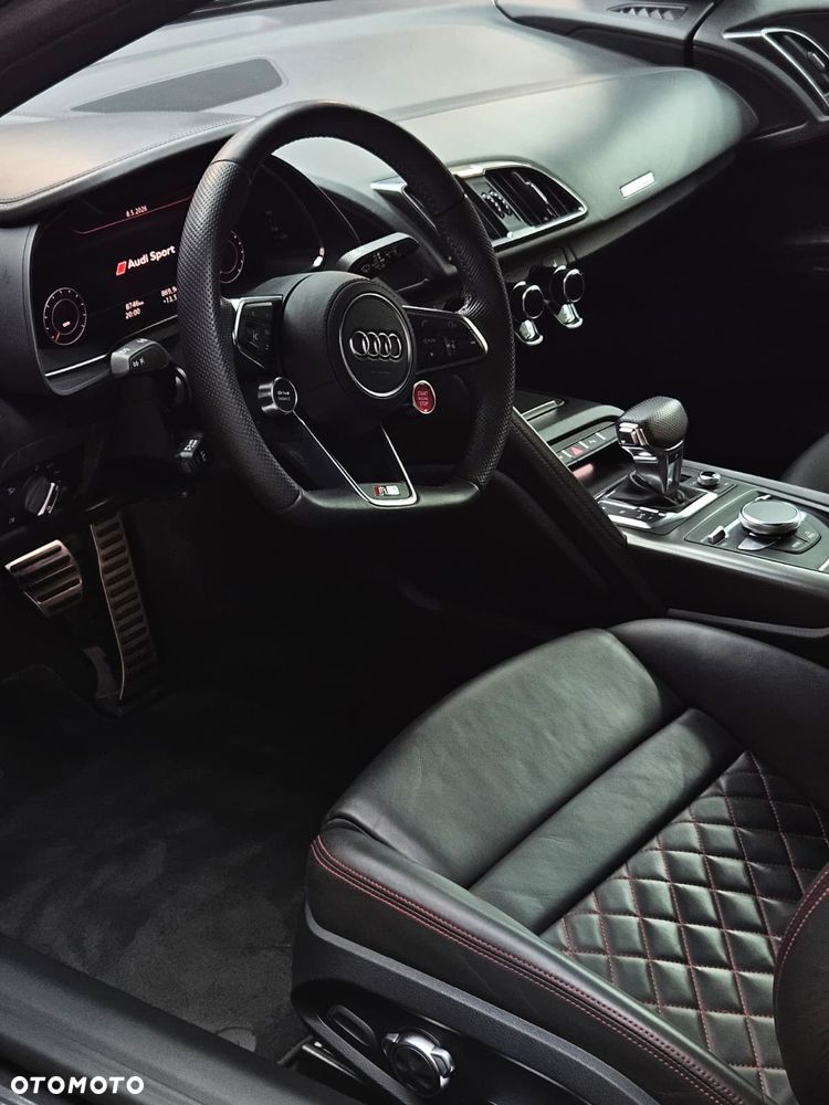 Audi R8 Spyder 5.2 FSI Quattro - 12