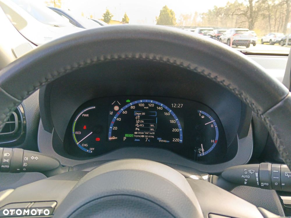 Toyota Yaris Cross Hybrid 1.5 Comfort 4x4 - 14