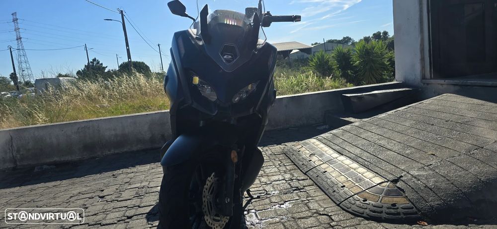 QJ Motor MTX 125 - 3