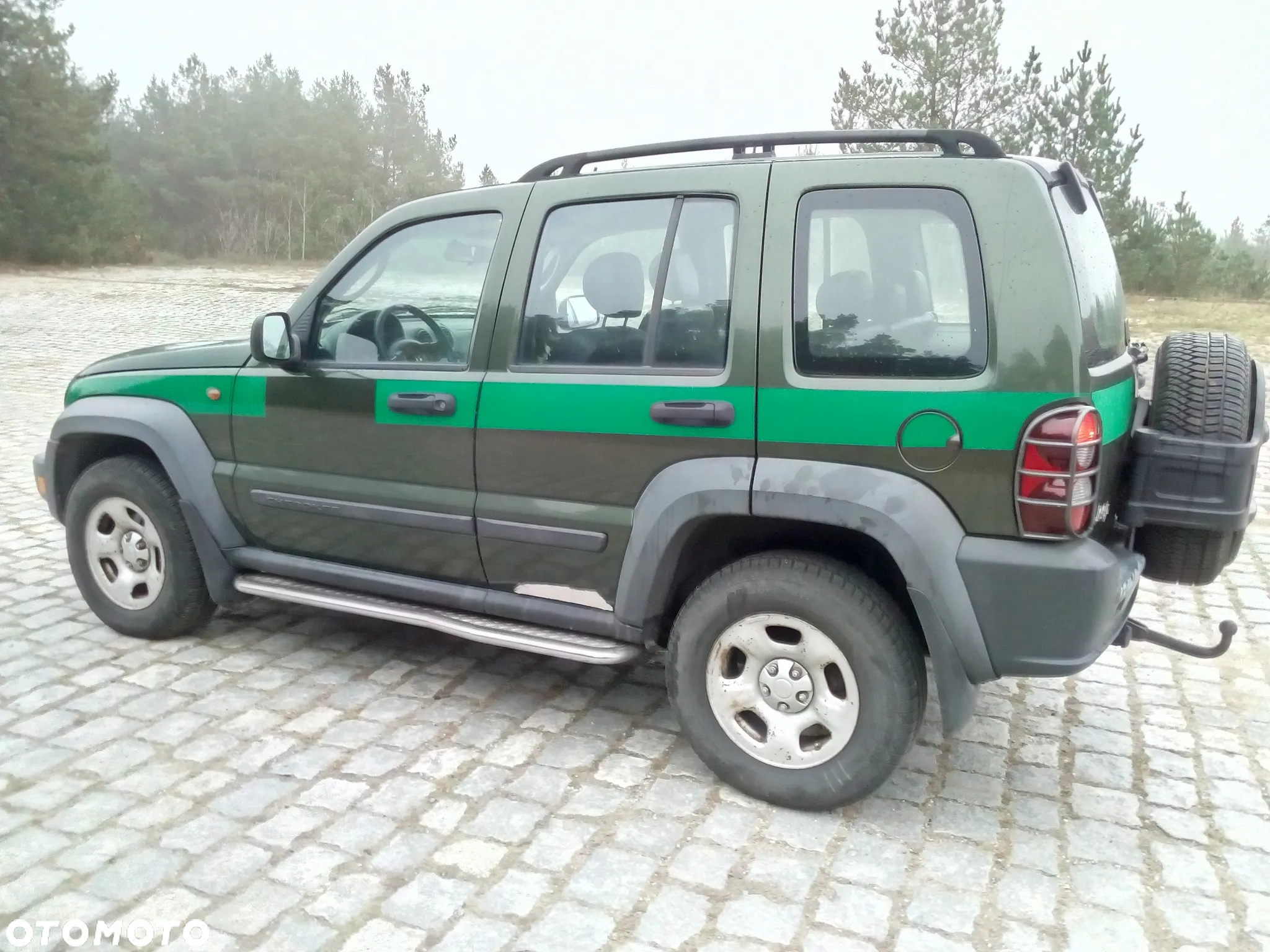 Jeep Cherokee 2.8 CRD Sport - 5