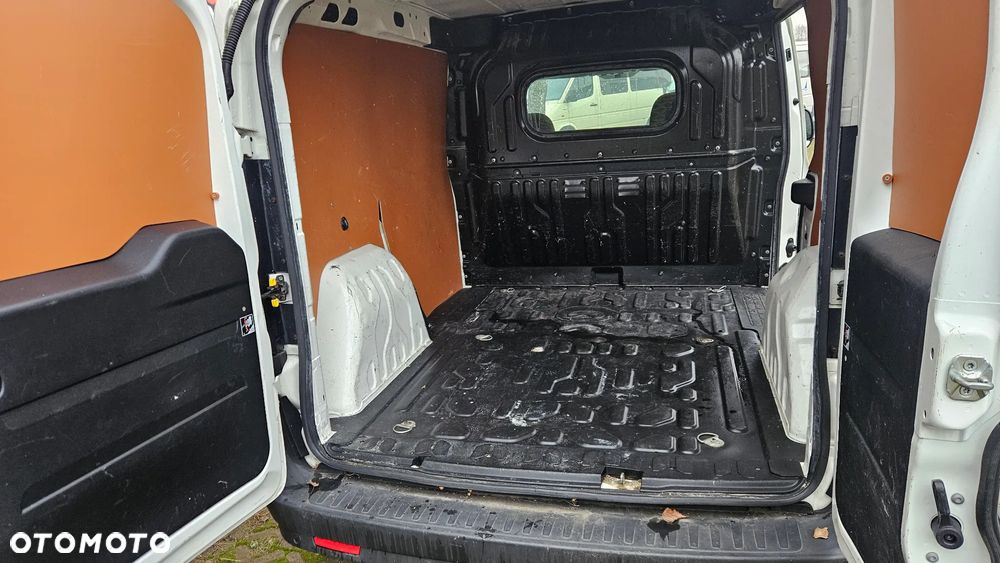 Fiat Doblo - 12