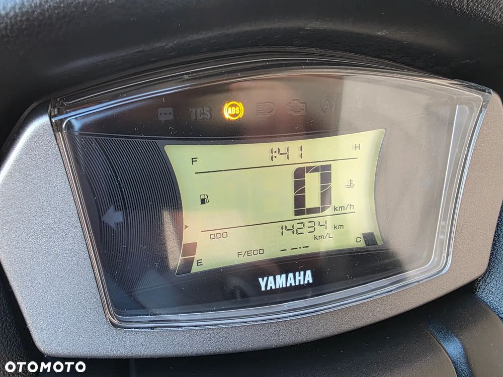 Yamaha NMAX - 15