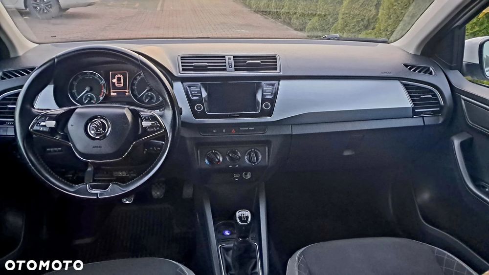 Skoda Fabia - 12