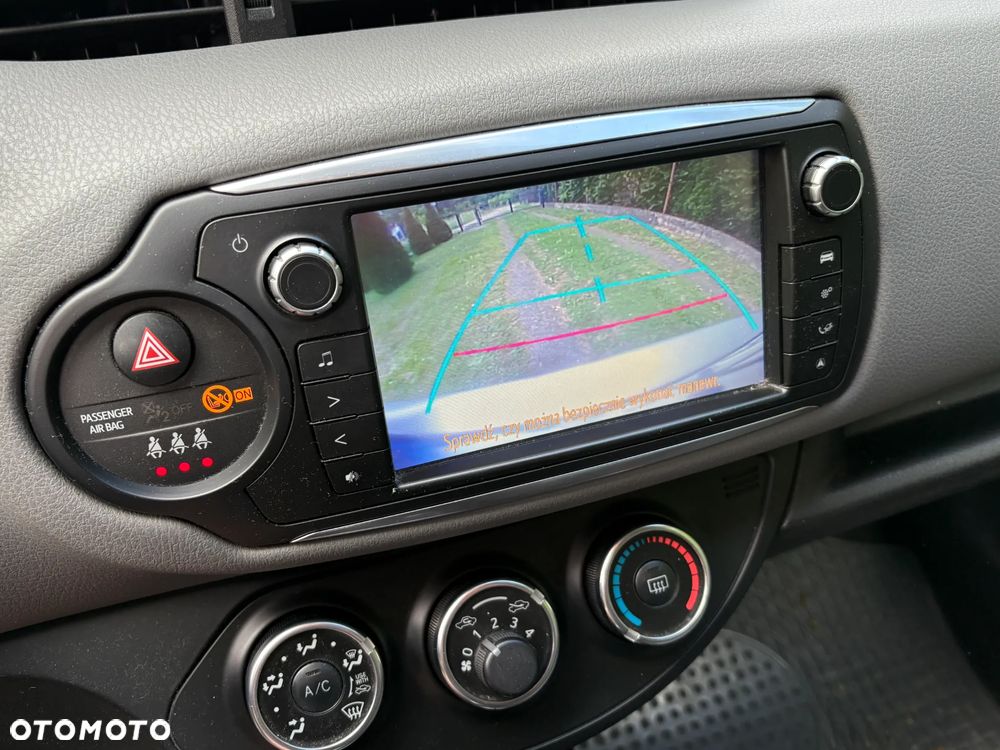 Toyota Yaris 1.33 Active EU6 - 9